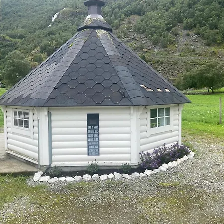 브레게 가드 호스텔 *