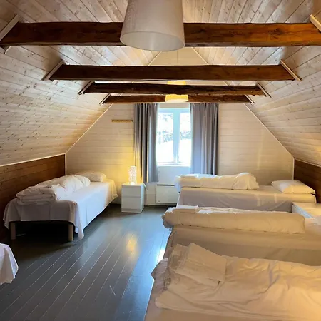 Hostel Brekke Gard