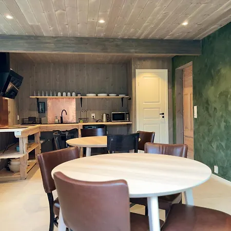 Hostel Brekke Gard
