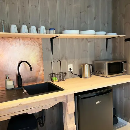 Hostel Brekke Gard *